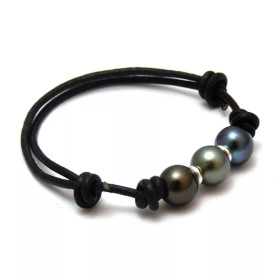 Leather bracelet and 3 round Tahitian pearl collection - Poemana
