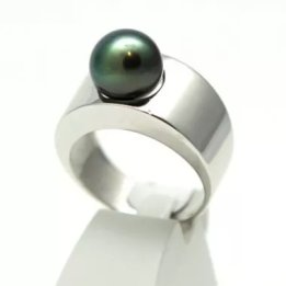 Anillo Jolanta de plata con perla de Tahití