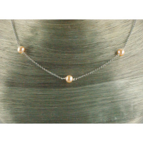 Pastel pink pearl necklace