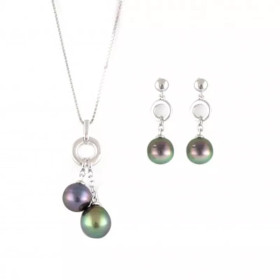 Eva set of earrings and necklace