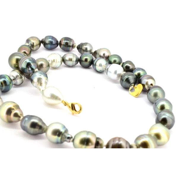 Mila circled Tahitian pearl necklace