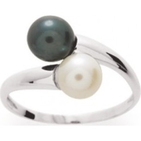 Oriata white gold ring with cultured pearls