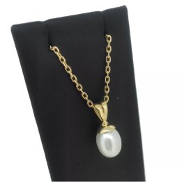 Anhänger Victoria aus 18 Karat Gold mit Süßwasserperle