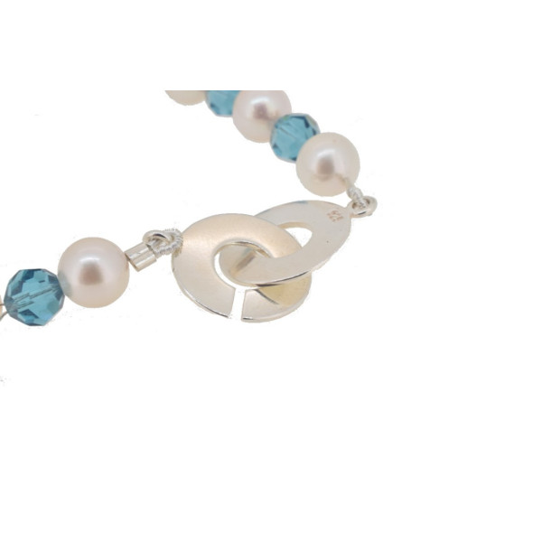  Darling freshwater pearls and  Swarovski stones bracelet