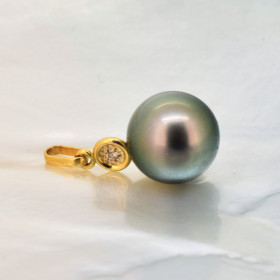 Pendentif Mya or et diamant avec perle de Tahiti 
