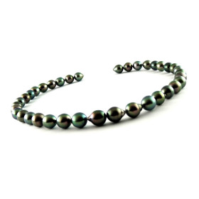 Manihi pear shaped Tahitian pearl necklace