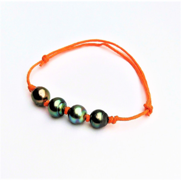 Waxed cotton bracelet with 4  Tahitian pearls