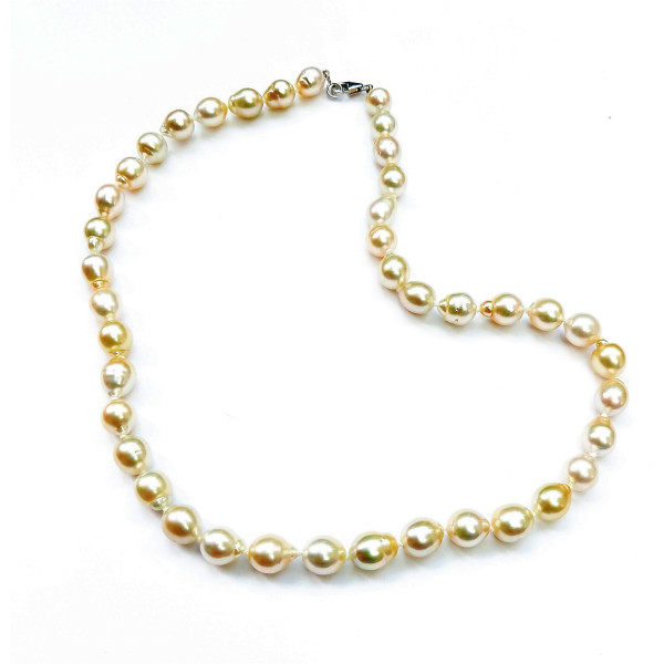 Fabiola baroque Australian pearl necklace . Poemana bijoux