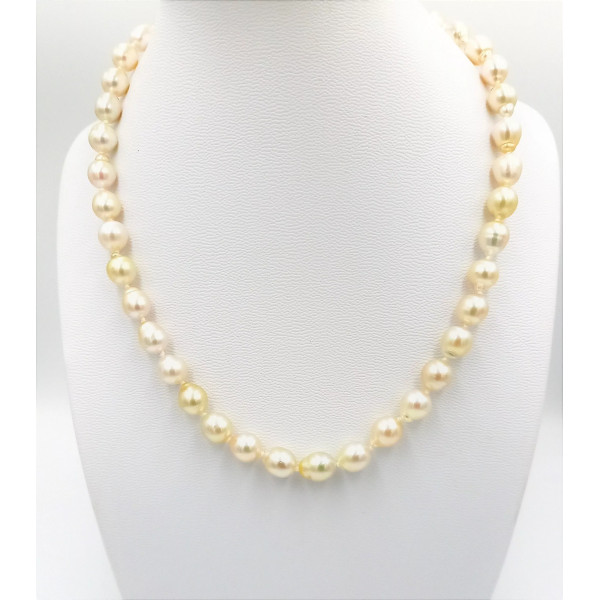 Fabiola baroque Australian pearl necklace . Poemana bijoux