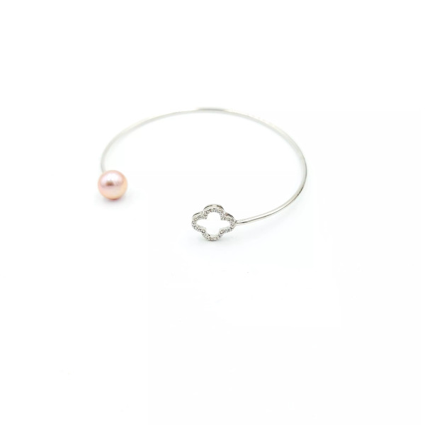 Romance cultured pearl sterling silver bangle