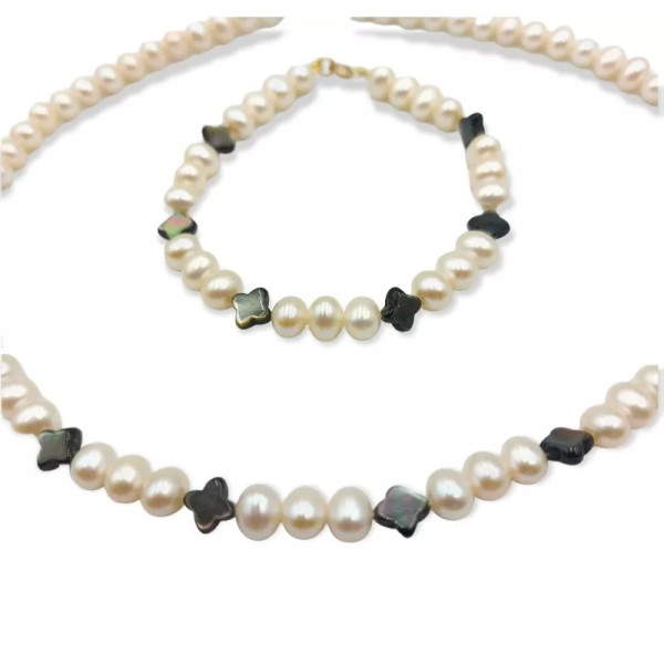 Sabia 18K gold set of jewels with cultured freshwater pearls and mother-of-pearl