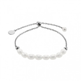 Lara oval cultured pearls bracelet.