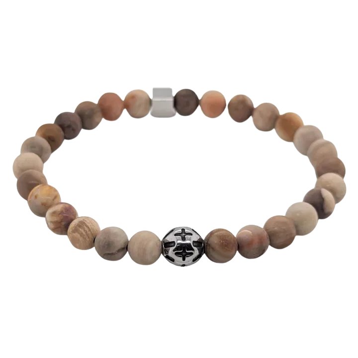 Pulsera de madera fosilizada y cuenta de acero con motivos