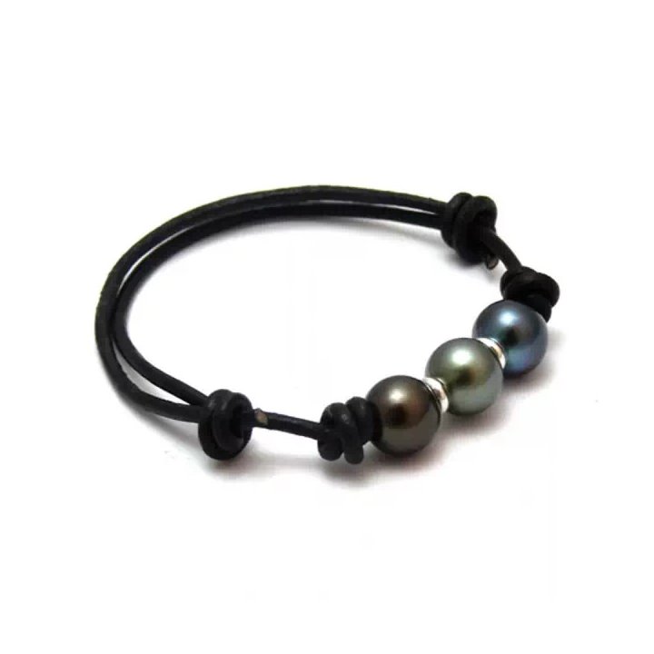 Collezione bracciali in cotone cerato con 3 perle di Tahiti tonde