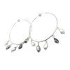 Créoles Pia en argent 925 rhodié avec cinq perles keshi de Tahiti par boucle, vues de face sur fond blanc